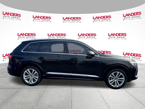 2025 Audi Q7 45 QUATTRO PREMIUM