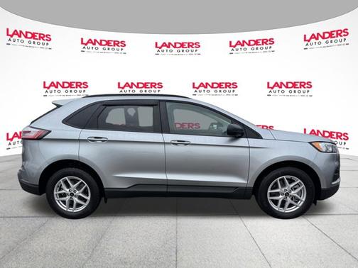 2024 Ford Edge SE