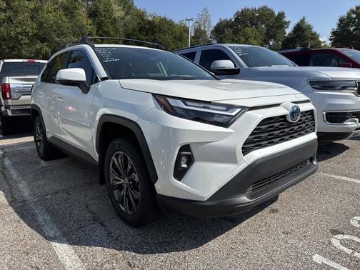 2022 Toyota RAV4 XLE PREMIUM
