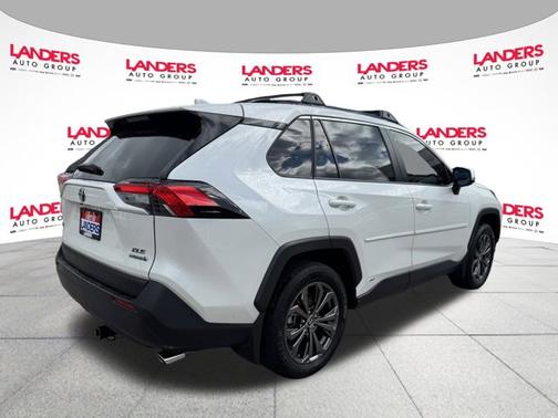 2022 Toyota RAV4 XLE PREMIUM