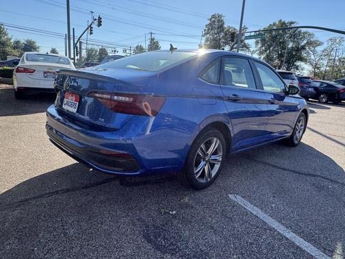 2024 Volkswagen Jetta 1.5T SE