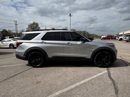 ICONIC SILVER METALLIC 2020 Ford Explorer ST
