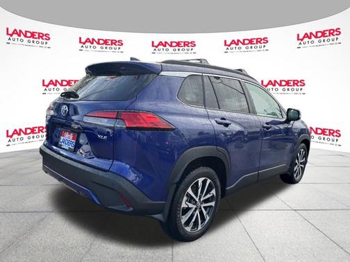2022 Toyota Corolla Cross XLE