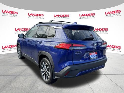 2022 Toyota Corolla Cross XLE