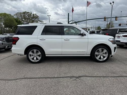 STAR WHITE MET TRI-COAT 2024 Ford Expedition PLATINUM