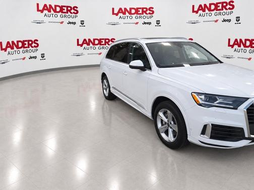 Glacier White Metallic 2023 Audi Q7 45 QUATTRO PREMIUM