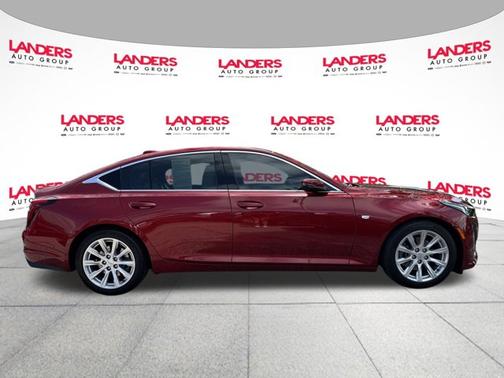 2022 Cadillac CT5 LUXURY