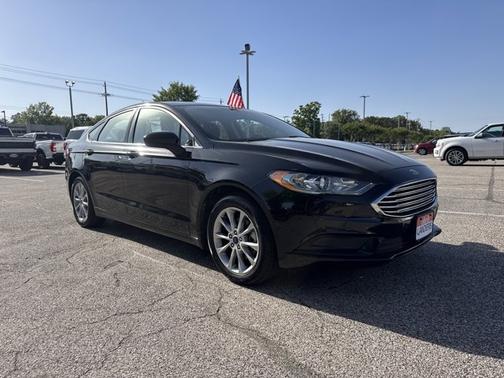SHADOW BLACK 2017 Ford Fusion SE