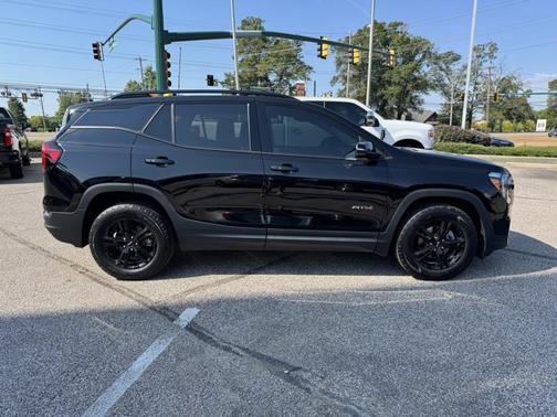 2024 GMC Terrain AT4