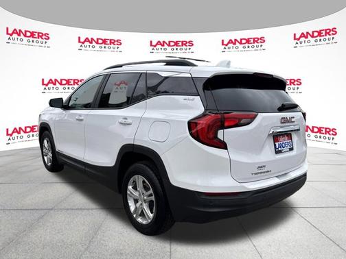 Summit White 2021 GMC Terrain SLE