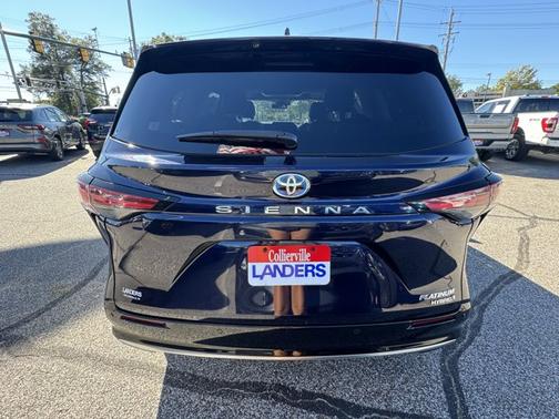 2021 Toyota Sienna LIMITED 7 PASSENGER