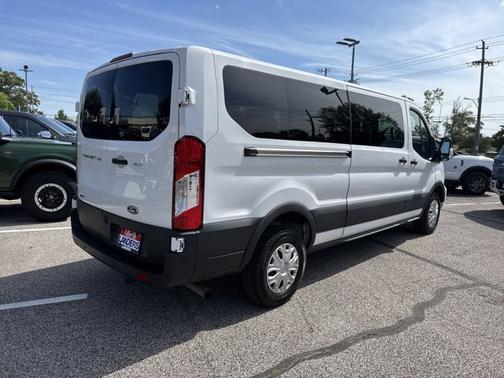 2023 Ford Transit-350