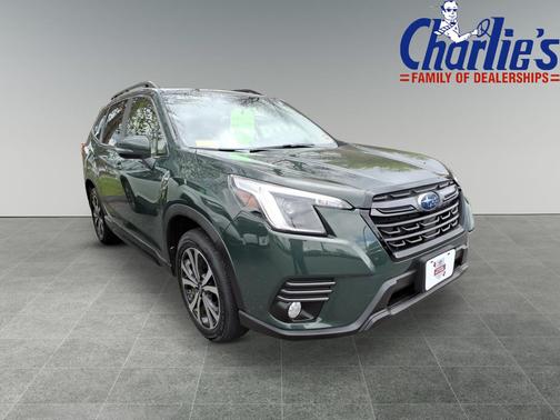 Cascade Green Silica 2023 Subaru Forester Limited