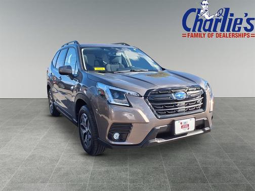 2024 Subaru Forester Premium