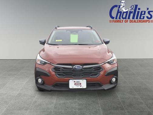 Sun Blaze Pearl 2025 Subaru Crosstrek Premium