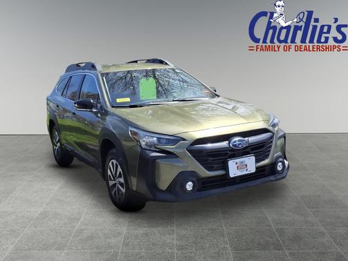 Autumn Green Metallic 2025 Subaru Outback Premium
