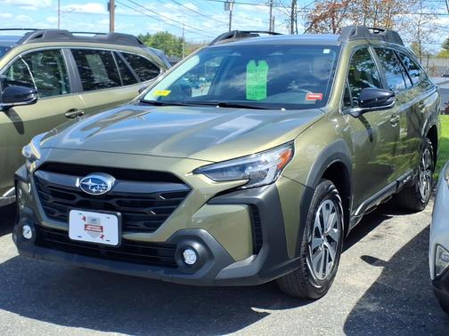 Autumn Green Metallic 2025 Subaru Outback Premium