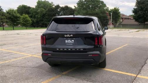 2022 Kia Sorento LX