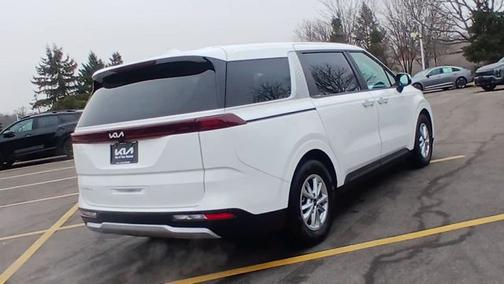 2024 Kia Carnival LX
