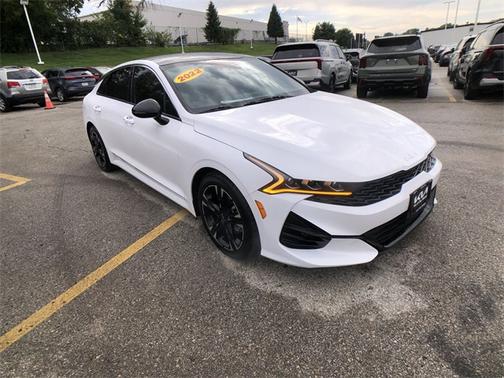 2022 Kia K5 GT-Line