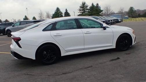 Snow White Pearl 2025 Kia K5 LXS