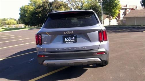 2022 Kia Sorento X-Line EX