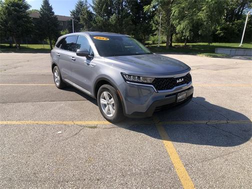 2022 Kia Sorento LX