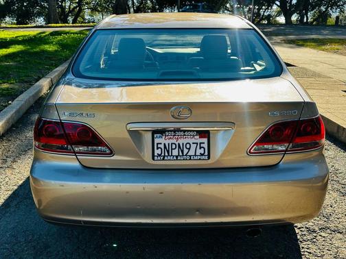 2005 Lexus ES 330 Base