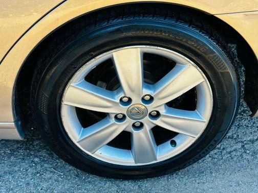 2005 Lexus ES 330 Base