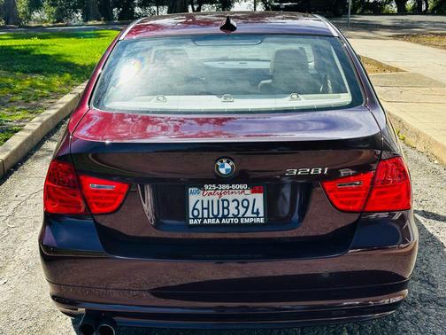 2009 BMW 328 328i Sedan 4D
