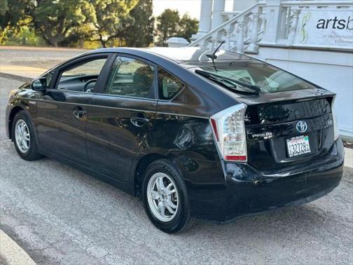 2010 Toyota Prius One