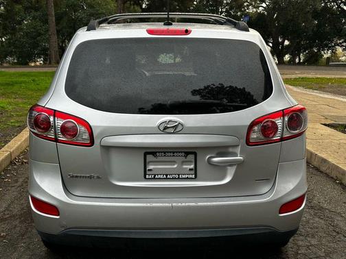 2012 Hyundai SANTA FE GLS