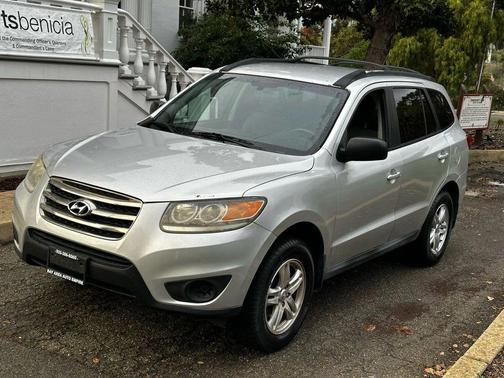 2012 Hyundai SANTA FE GLS