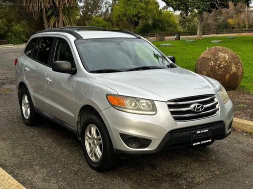 2012 Hyundai SANTA FE GLS
