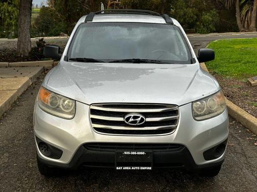 2012 Hyundai SANTA FE GLS
