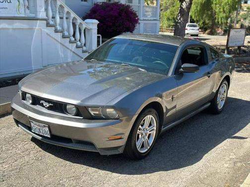 2010 Ford Mustang Premium