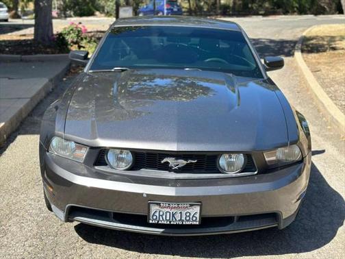 2010 Ford Mustang Premium