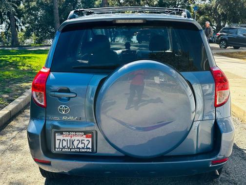 2008 Toyota RAV4 Sport