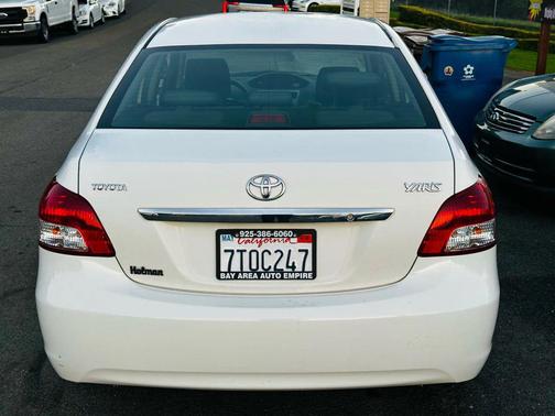 2010 Toyota Yaris Base