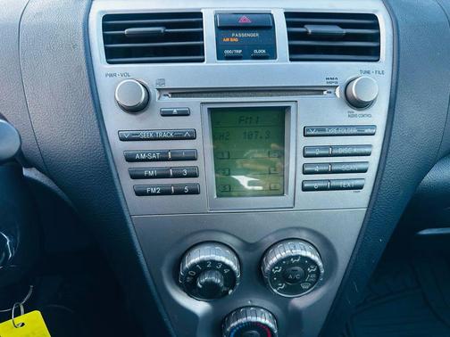 2010 Toyota Yaris Base