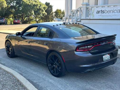 2016 Dodge Charger SE