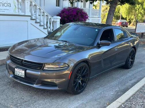 2016 Dodge Charger SE