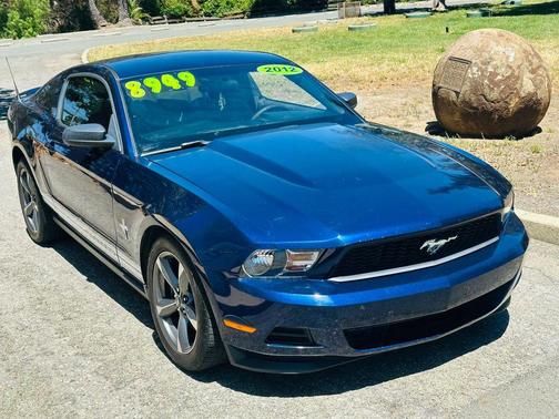 Kona Blue Metallic 2012 Ford Mustang V6