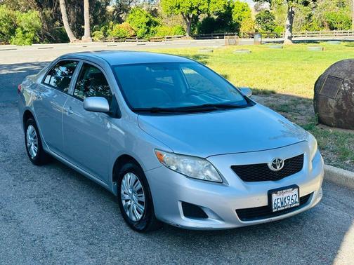 Classic Silver Metallic 2009 Toyota Corolla S