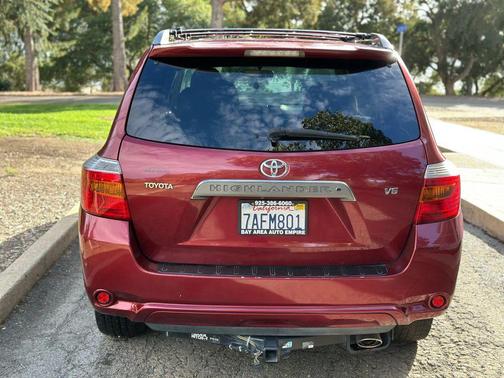 2008 Toyota Highlander Sport