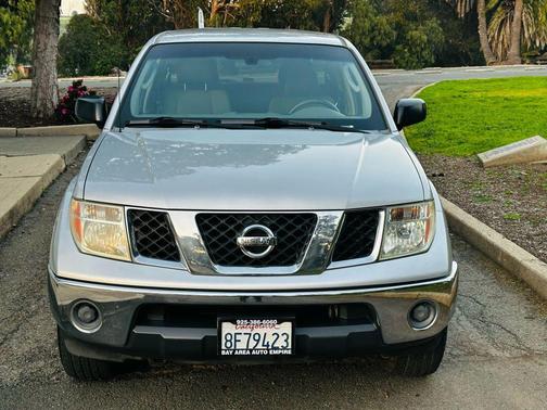 2008 Nissan Frontier SE Crew Cab