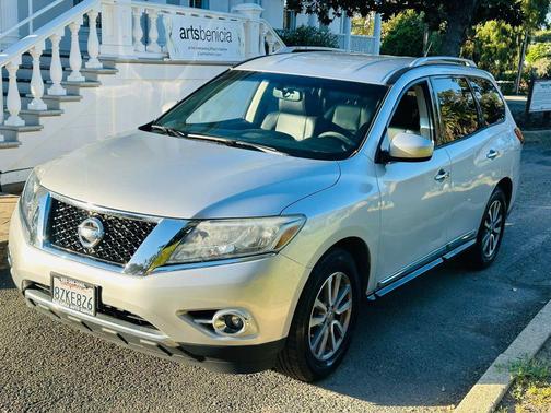 2014 Nissan Pathfinder SL