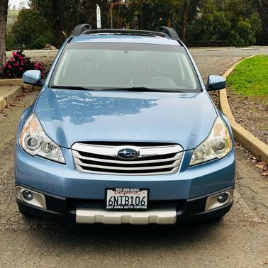 2011 Subaru Outback 3.6 R Limited