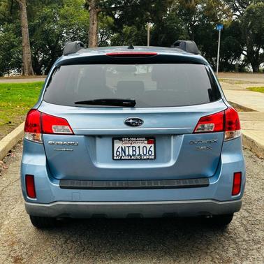 2011 Subaru Outback 3.6 R Limited