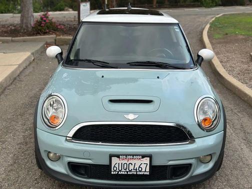 2012 MINI Cooper S Base